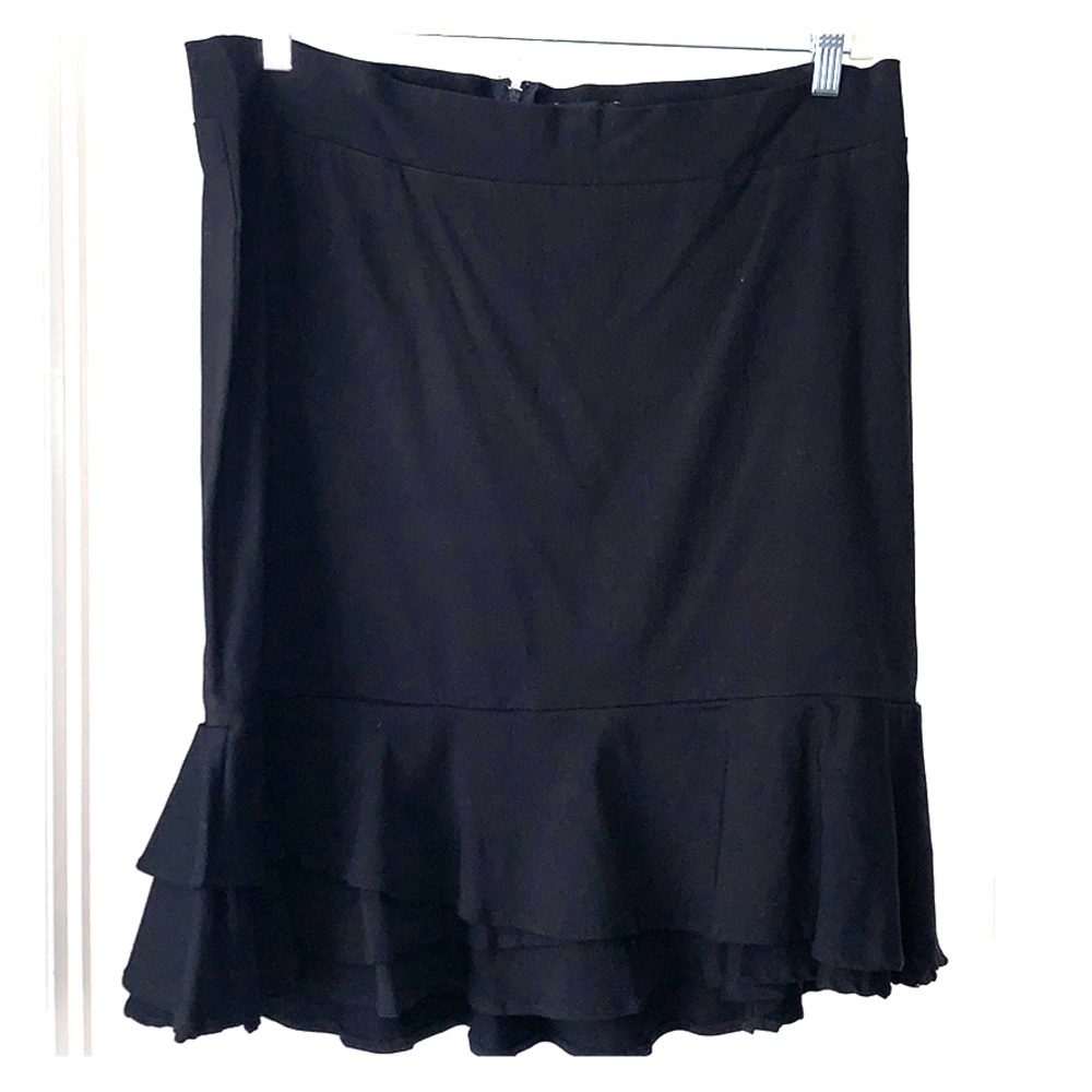 Torrid black ruffled pencil skirt 18 new